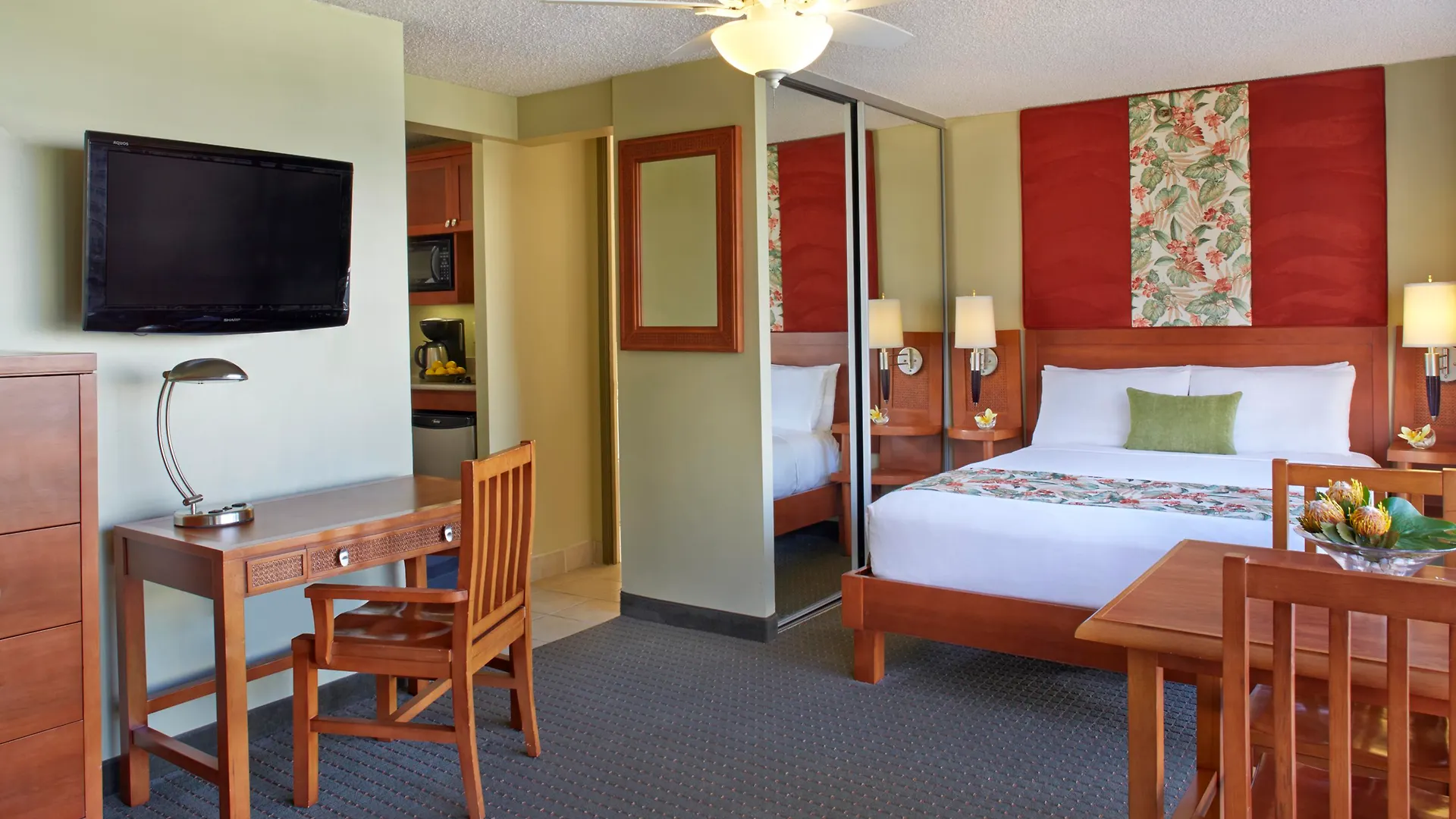 Pacific Monarch Hotel Honolulu